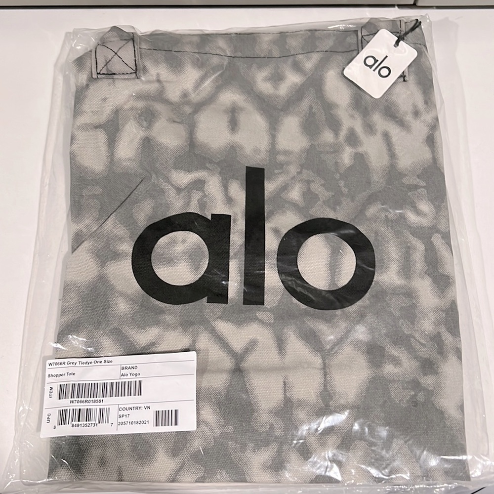 ALO Yoga canvas Tote